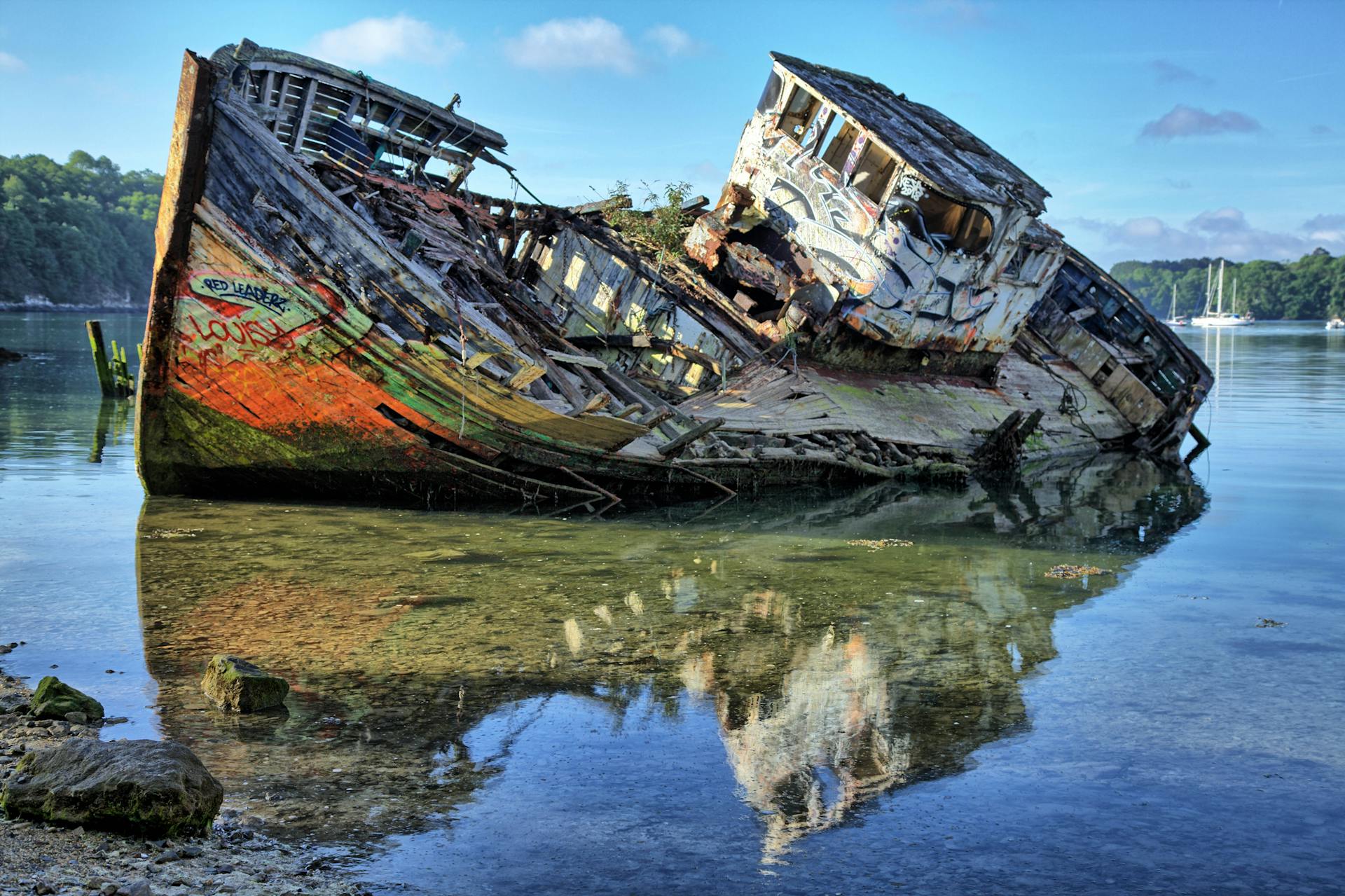 Assurance maritime pour l'acier : tous risques, FAP sauf, ou franchise — que couvrir vraiment ?